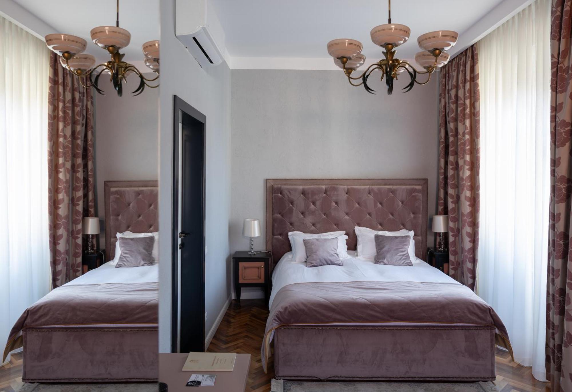 Magister Seven Bed & Breakfast ซีบิว ภายนอก รูปภาพ